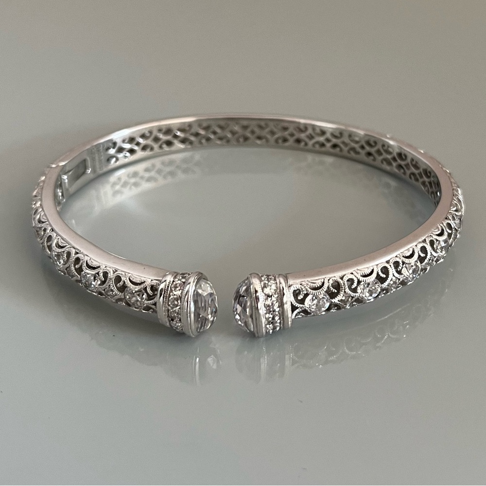 Tacori 925 Sterling Silver CZ Hinged Bracelet - Picture 2 of 12